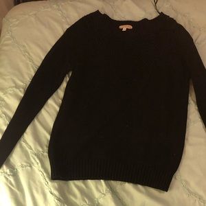 Plain black knit sweater!!!